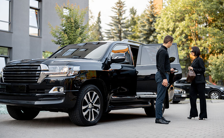 What Are the Customization Options in Black Car Services?